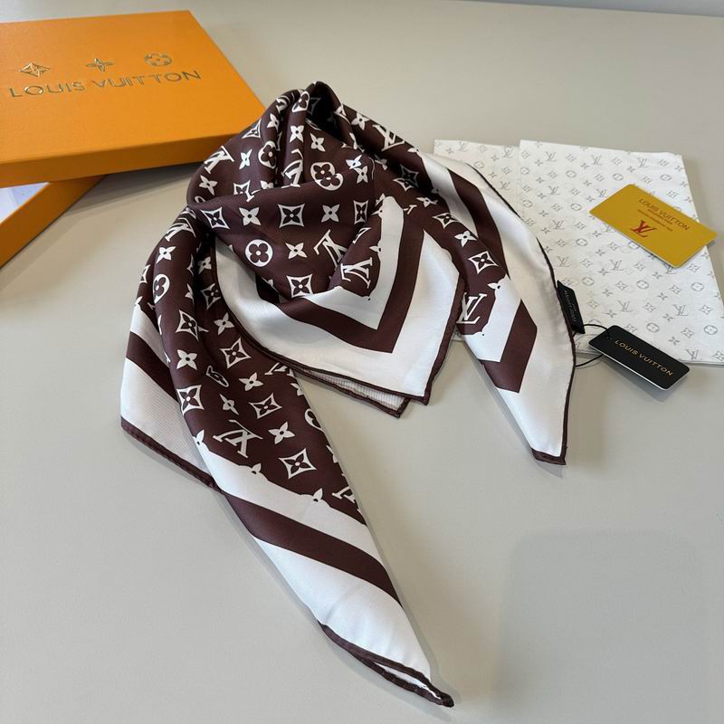 LV silk scarf hm (377)