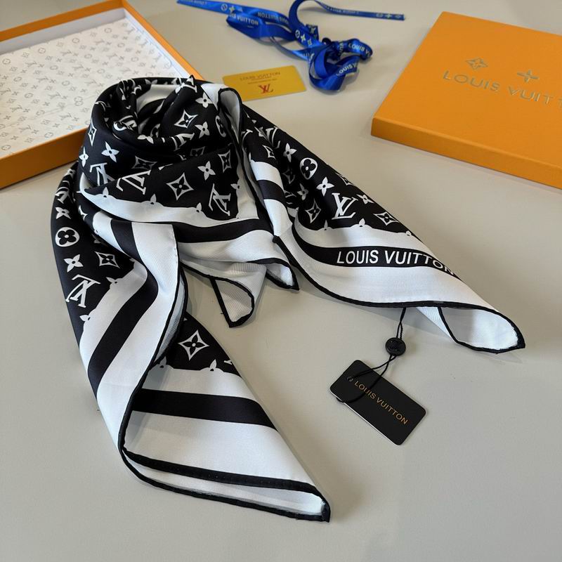 LV silk scarf hm (380)