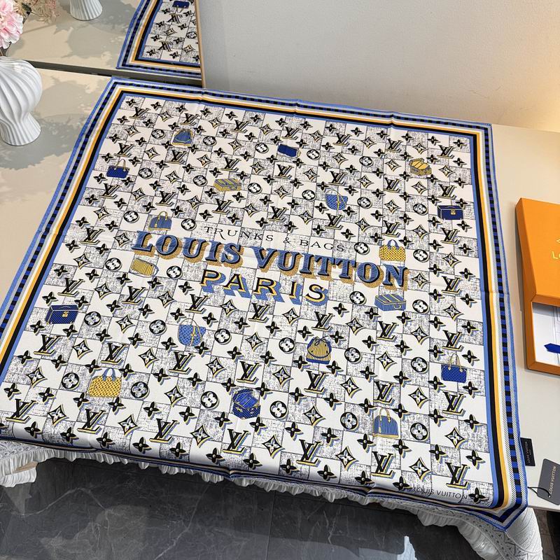 LV silk scarf hm (388)