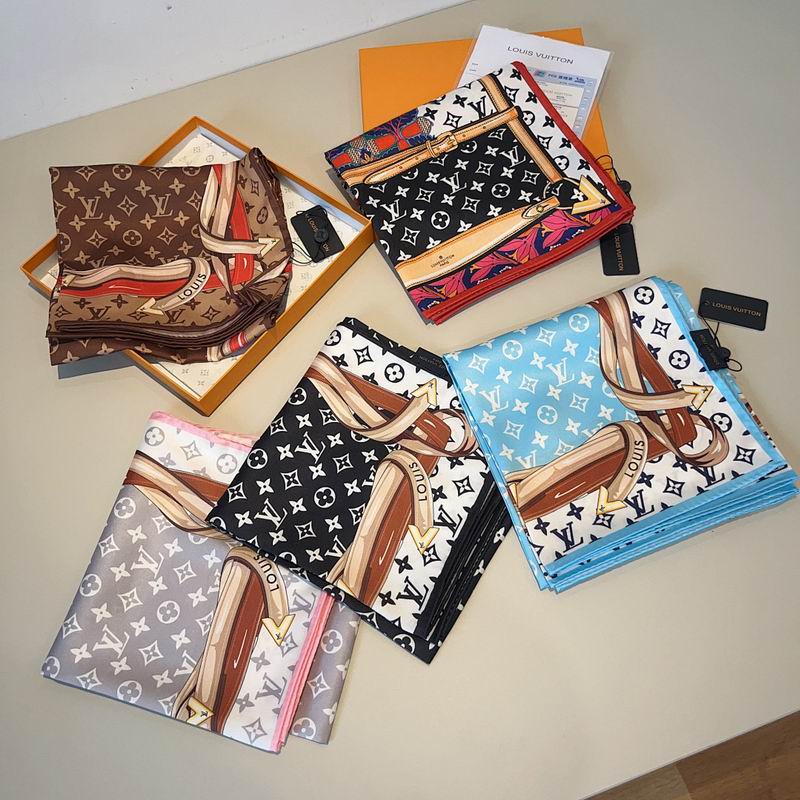 LV silk scarf hm (396)