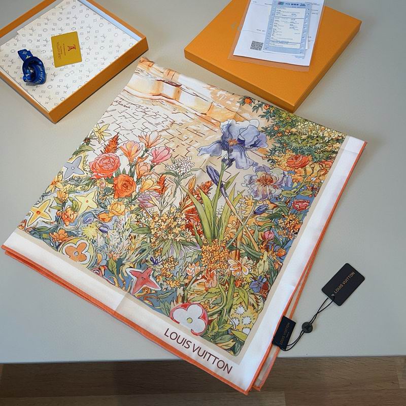 LV silk scarf hm (496)