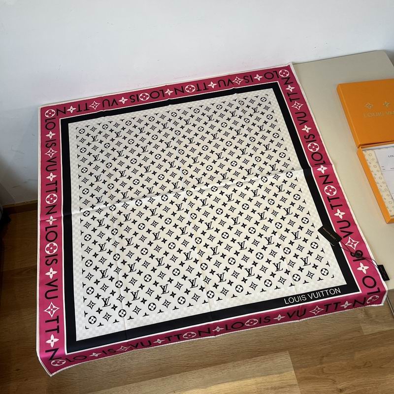LV silk scarf hm (5)
