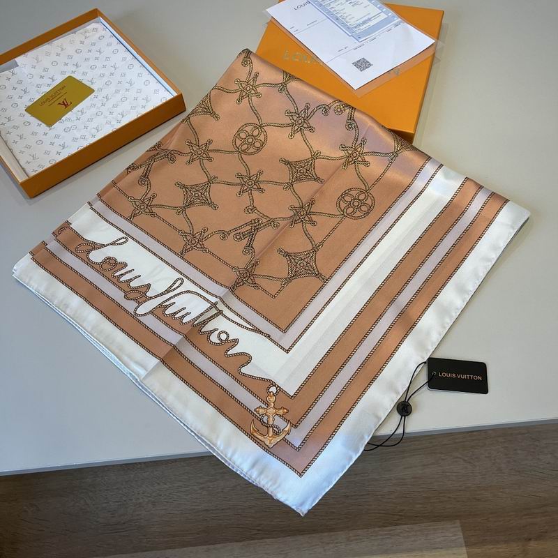 LV silk scarf hm (61)