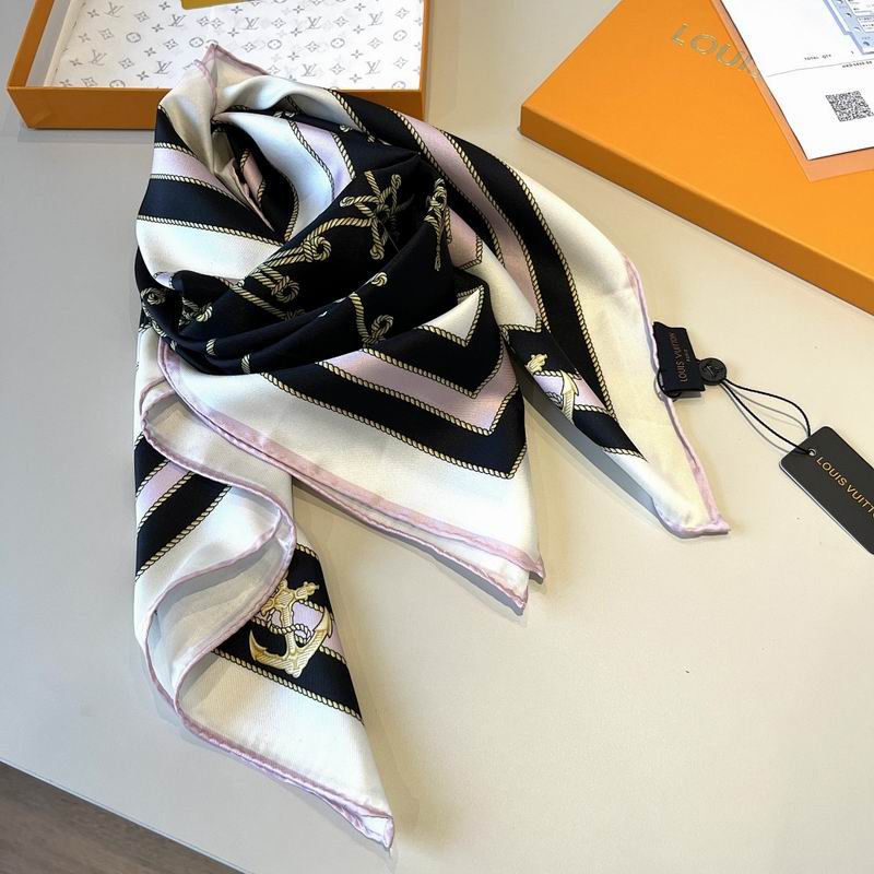 LV silk scarf hm (66)