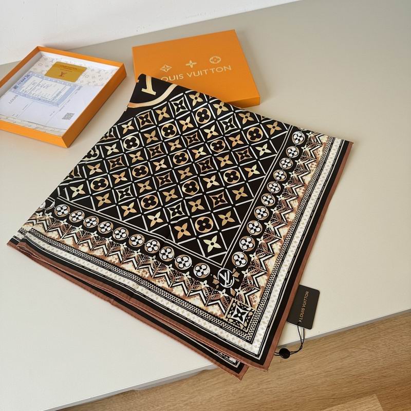 LV silk scarf hm (98)