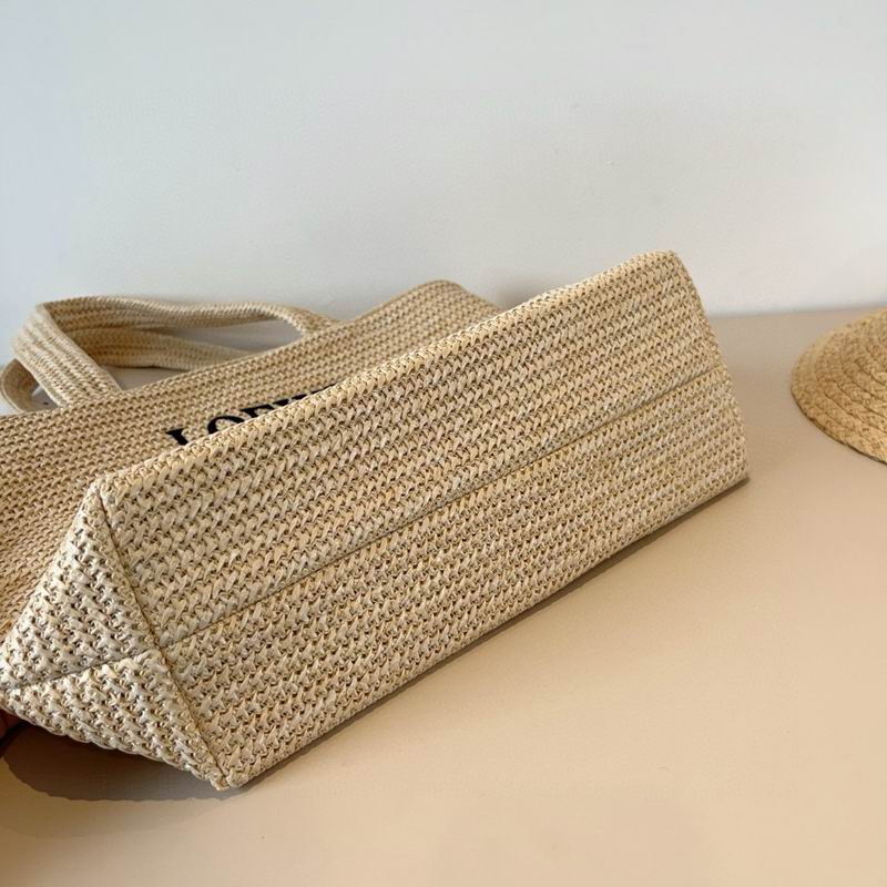 Loewe 29X30cm dx (5)