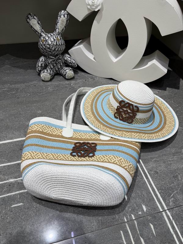 Loewe beach bag hat dx (14)