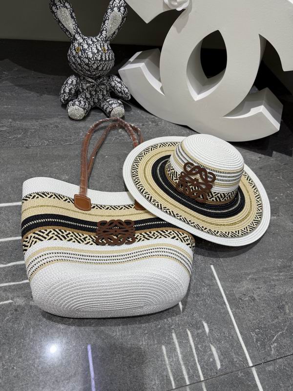 Loewe beach bag hat dx (18)