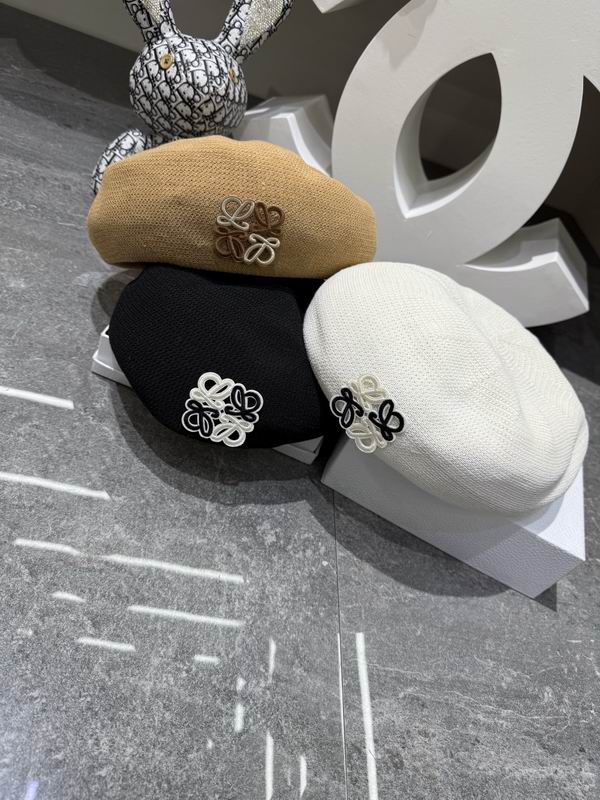 Loewe beret dx (136)