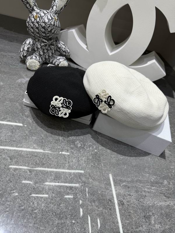 Loewe beret dx (138)