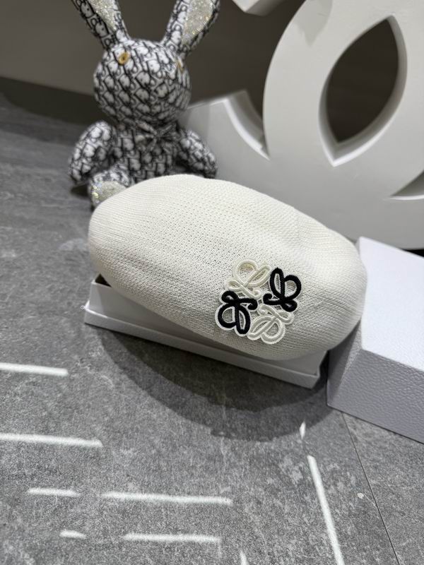 Loewe beret dx (141)