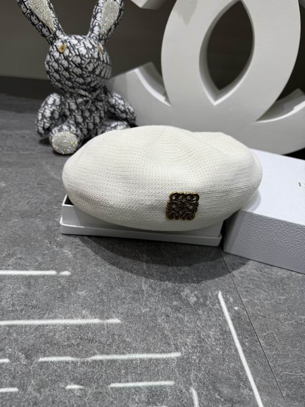 Loewe beret dx (149)