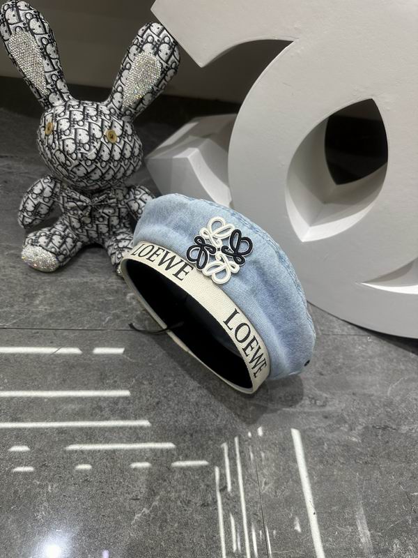Loewe beret dx (227)