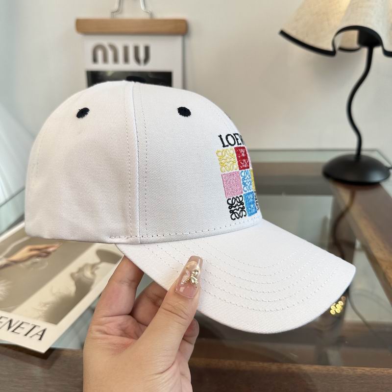 Loewe cap dx (105)