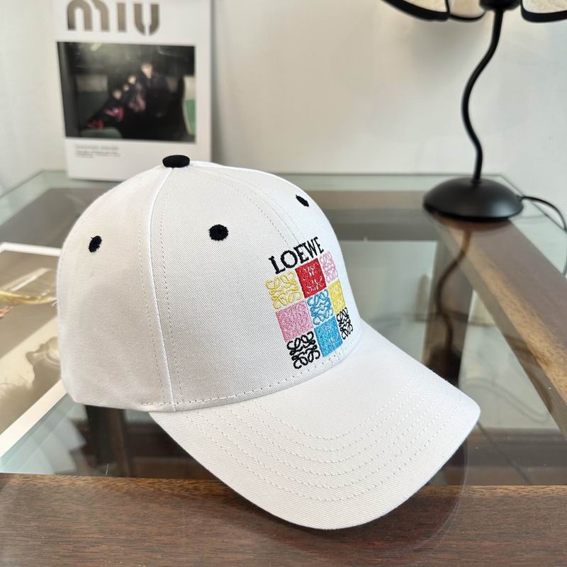 Loewe cap dx (109)