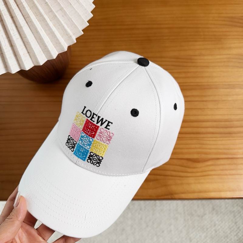 Loewe cap dx (131)