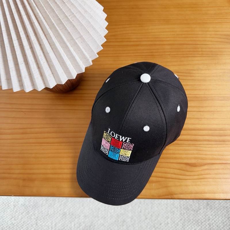 Loewe cap dx (142)