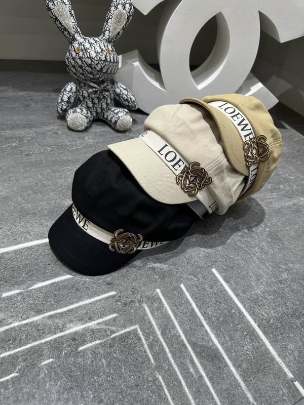 Loewe cap dx (153)