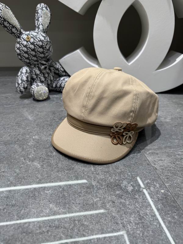 Loewe cap dx (219)
