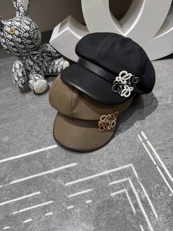 Loewe cap dx (224)