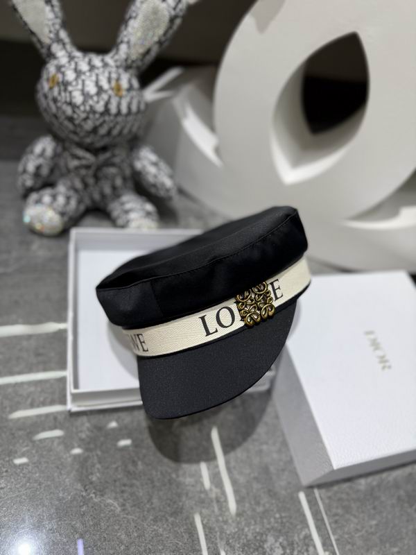 Loewe cap dx (245)