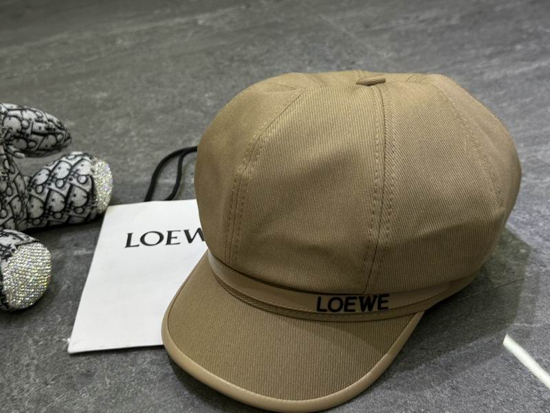 Loewe cap dx (272)
