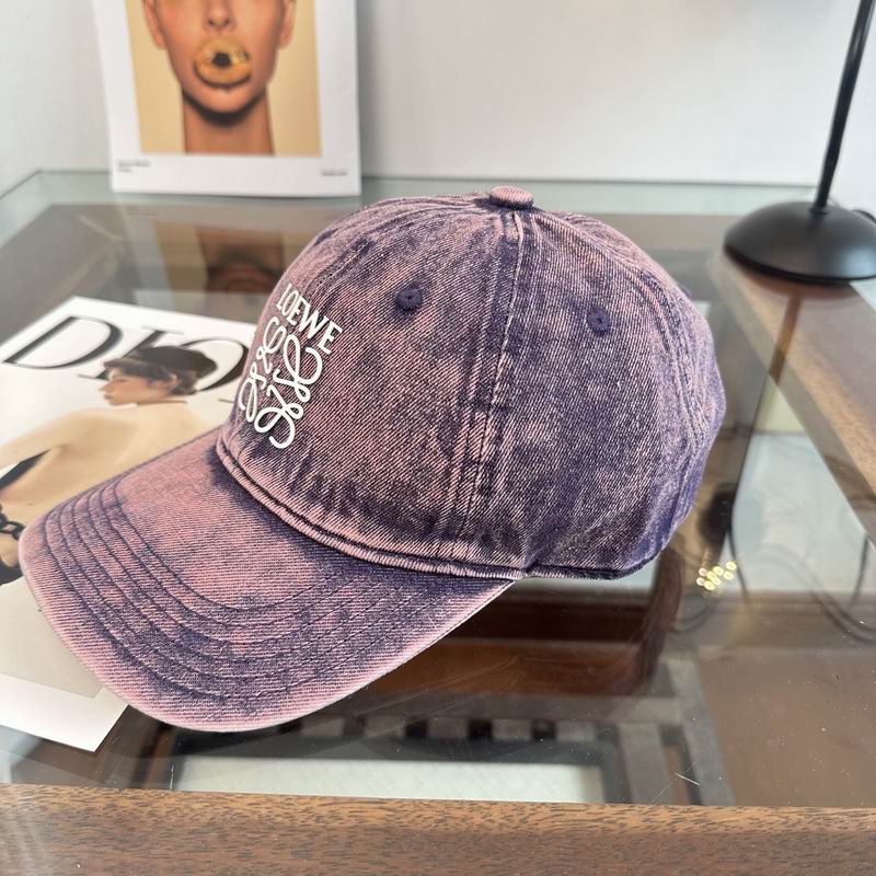 Loewe cap dx (527)