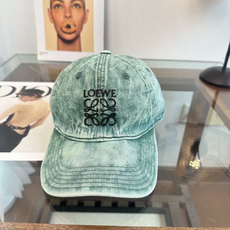 Loewe cap dx (539)