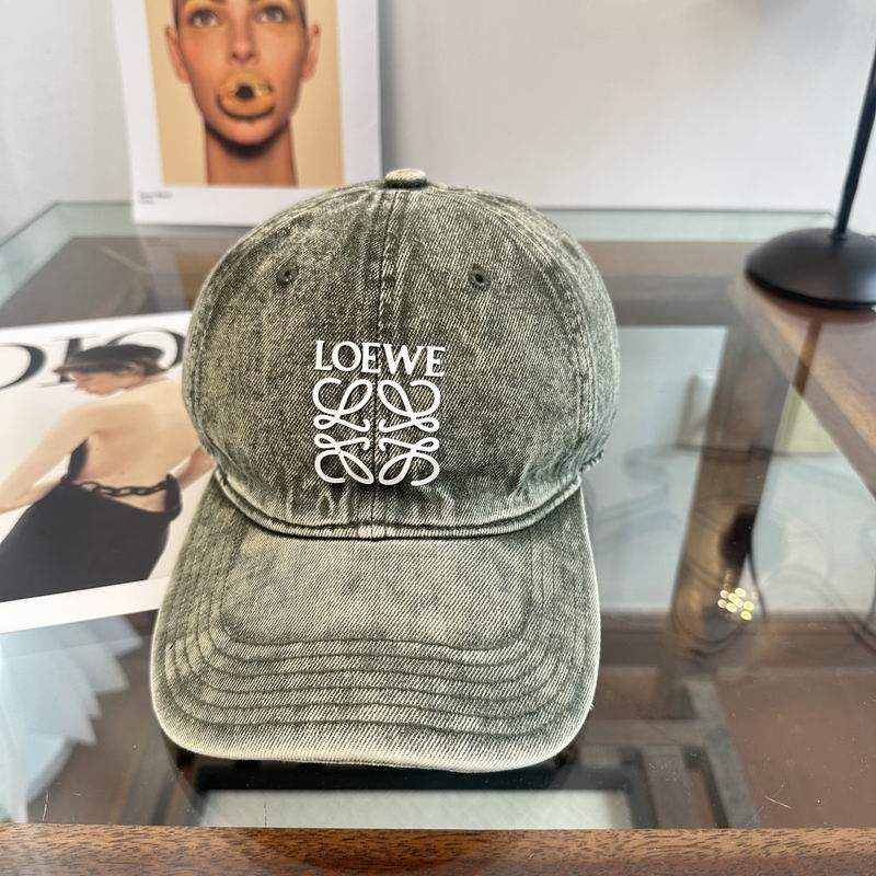 Loewe cap dx (548)
