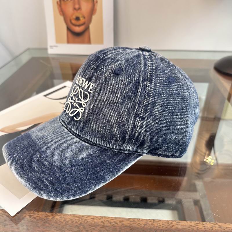 Loewe cap dx (594)
