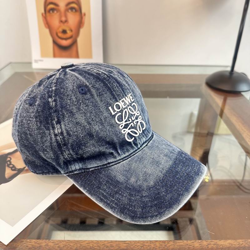 Loewe cap dx (595)