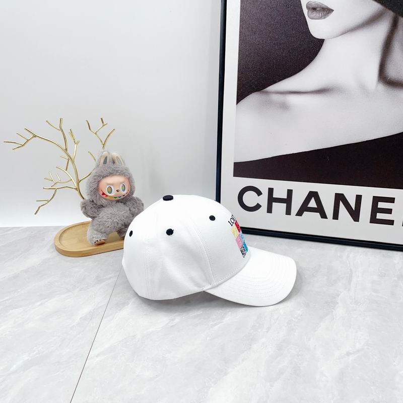 Loewe cap dx (68)