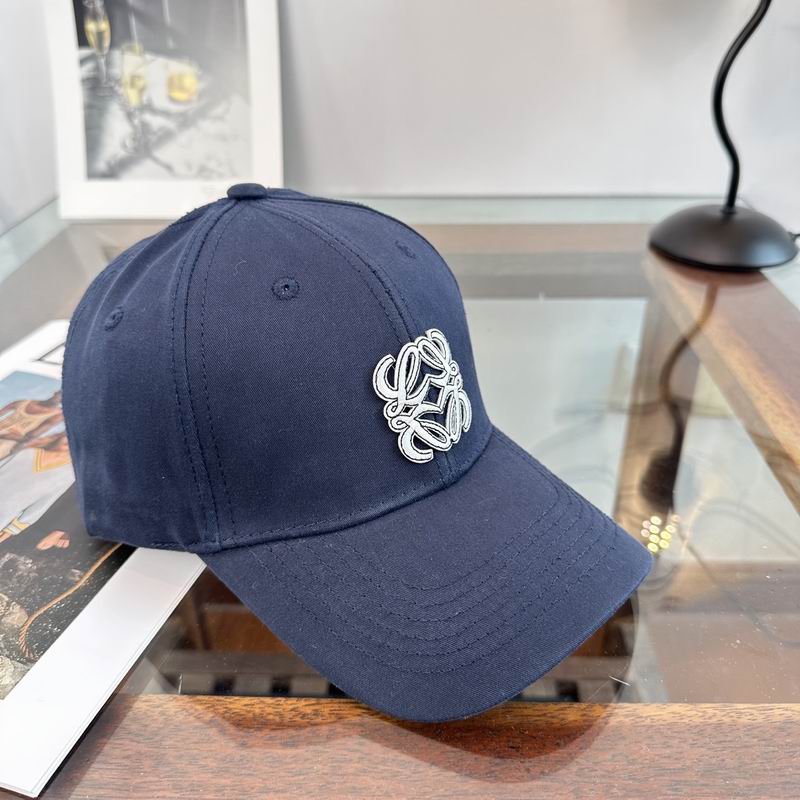 Loewe cap dx (690)