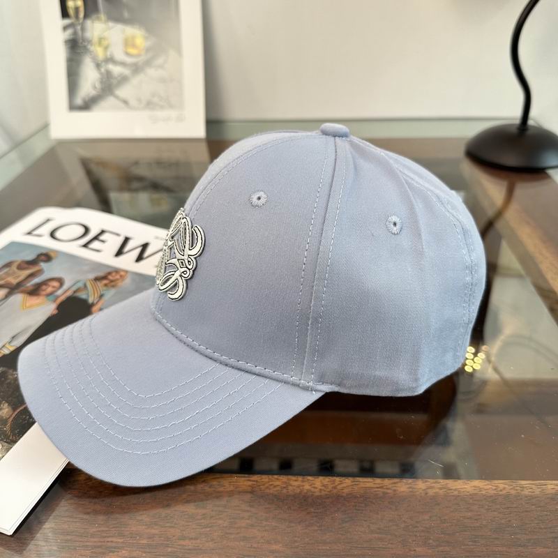 Loewe cap dx (718)