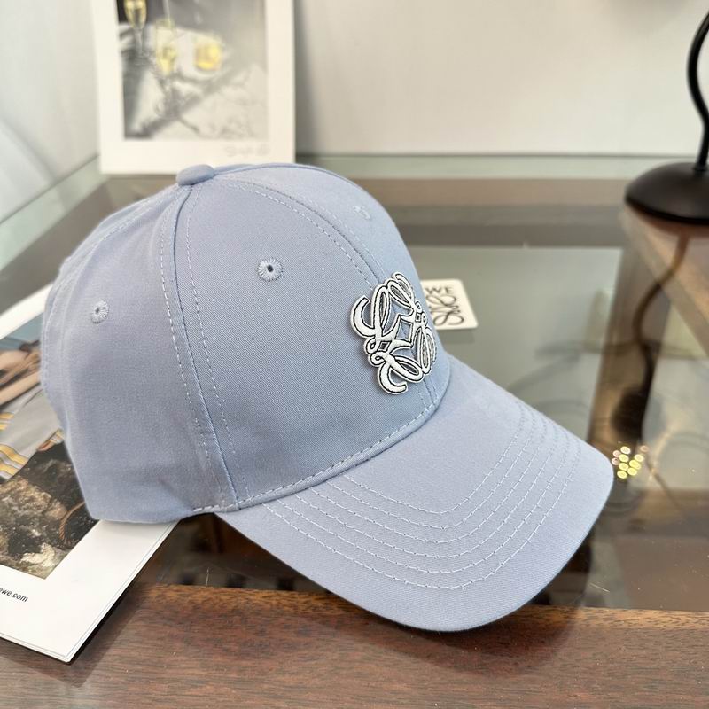 Loewe cap dx (719)