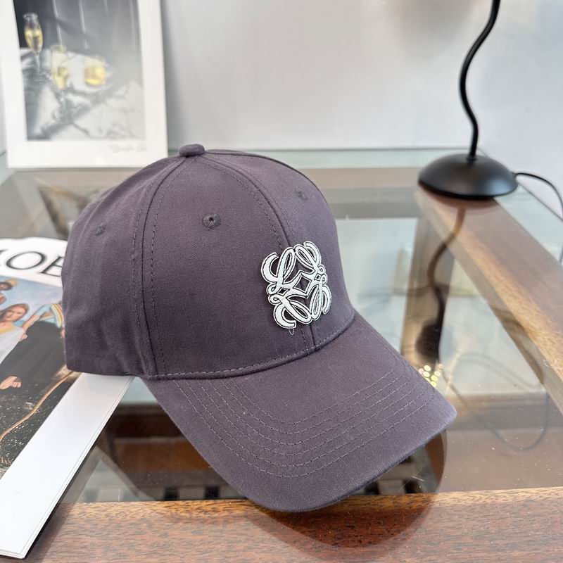 Loewe cap dx (728)