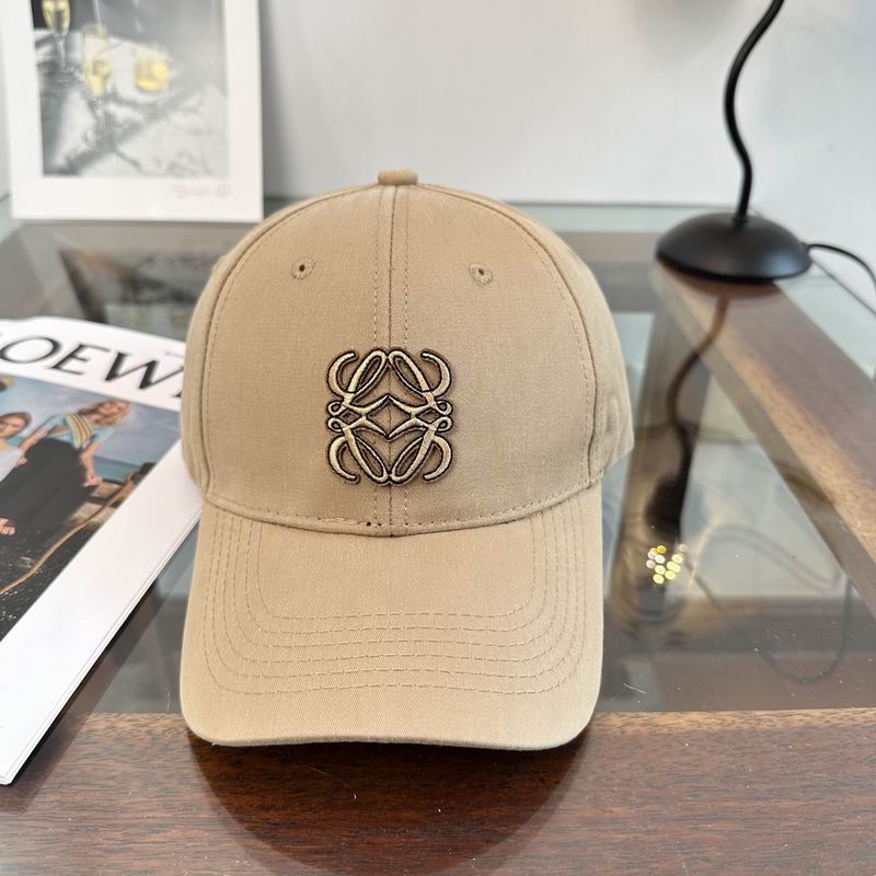 Loewe cap dx (748)