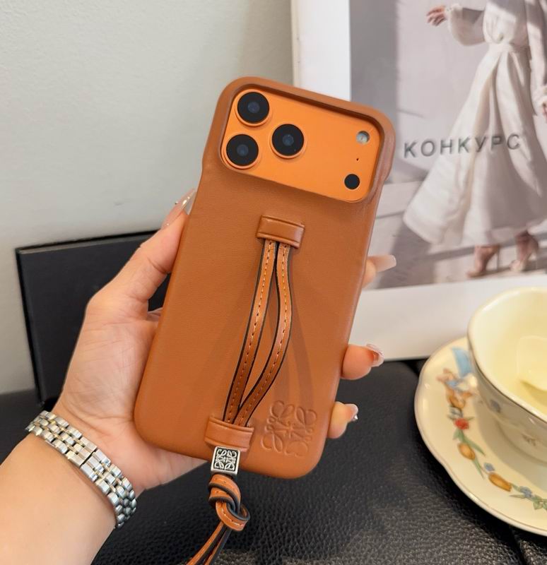 Loewe iPhone 15-17Pro Max 19 (7)