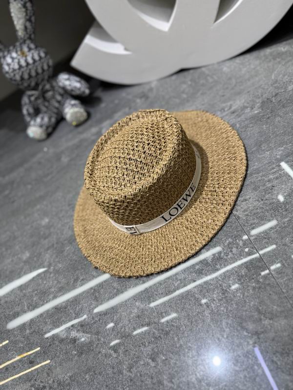 Loewe top hat dx (2025)