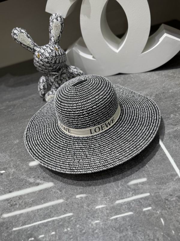 Loewe top hat dx (725)