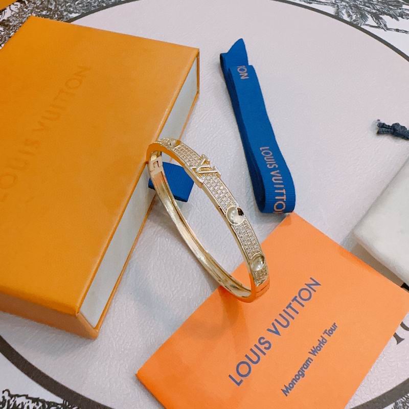 Lv Bracelet 02yxs11 (14)