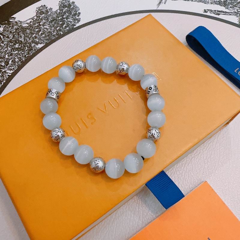 Lv Bracelet 02yxs11 (3)