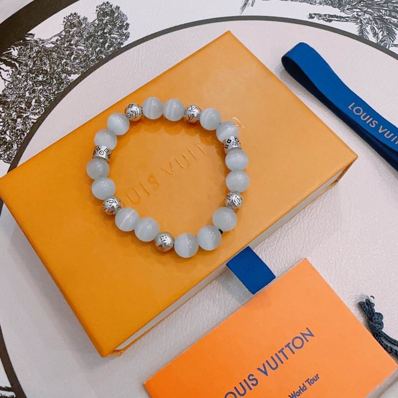Lv Bracelet 02yxs11 (8)