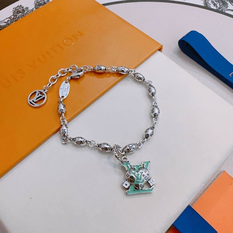 Lv Bracelet 02yxs12 (5)