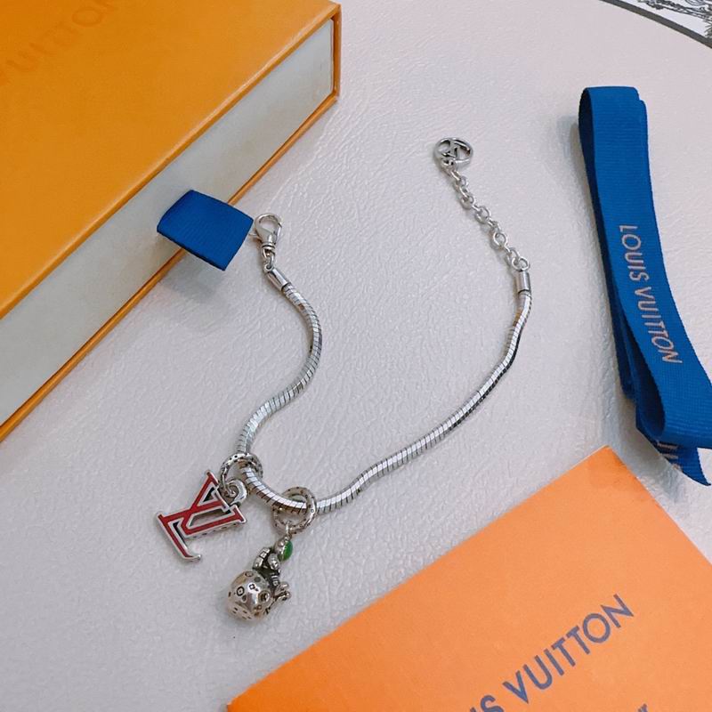 Lv Bracelet 02yxs14 (1)