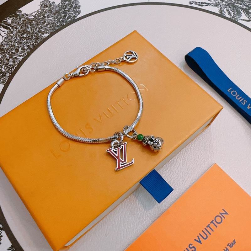 Lv Bracelet 02yxs14 (8)