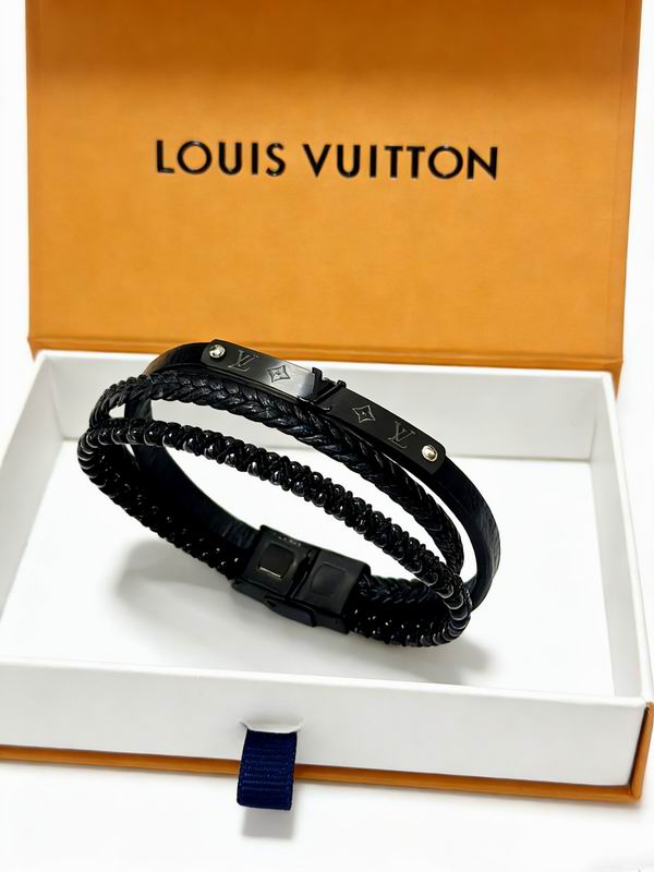 Lv Bracelet 02yxs16 (5)
