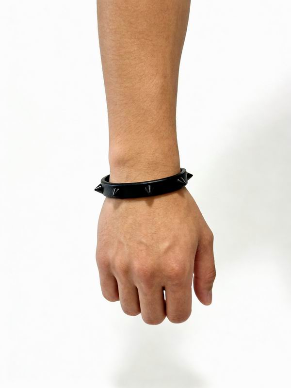 Lv Bracelet 02yxs17 (7)