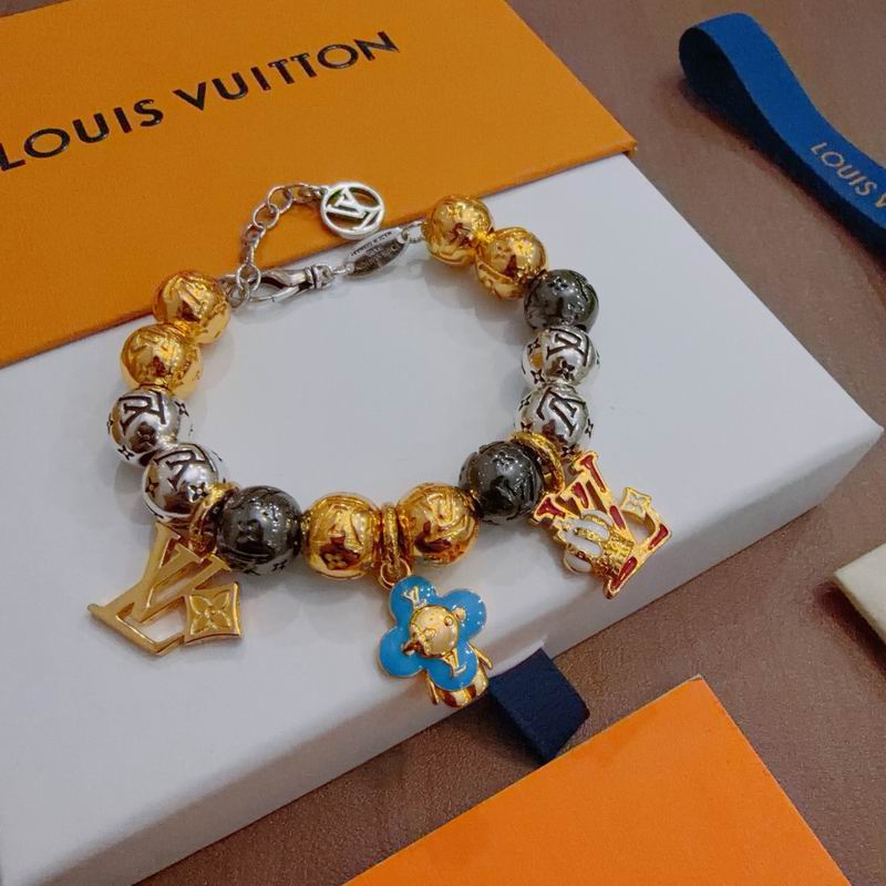Lv Bracelet 02yxs18 (2)