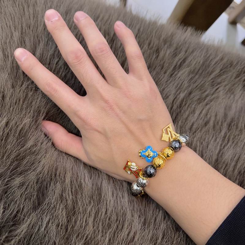 Lv Bracelet 02yxs18 (9)